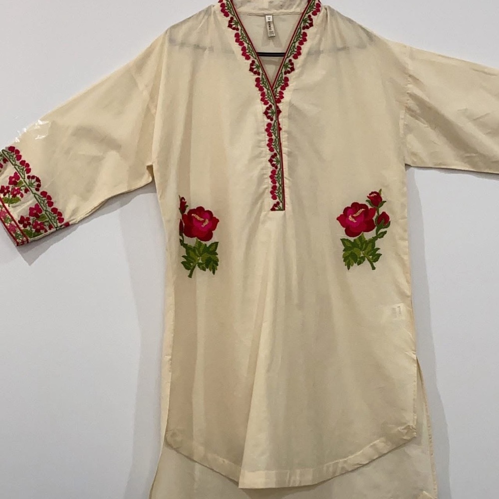 Embroidered Floral Tunic
